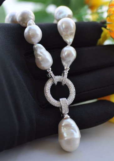 Collier perlé pour femme D829