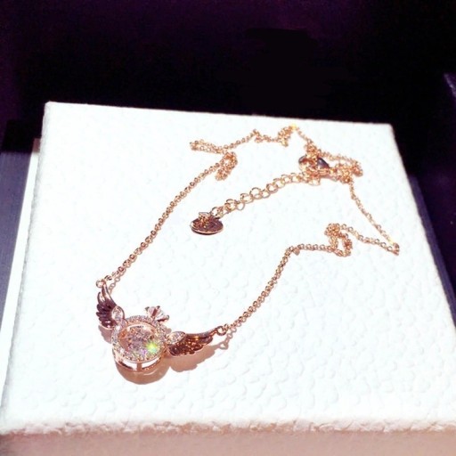 Collier pour femme avec ailes d'ange D248