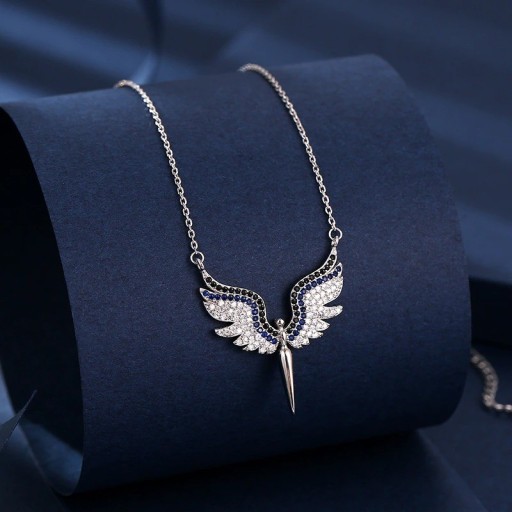 Collier pour femme avec ange D359