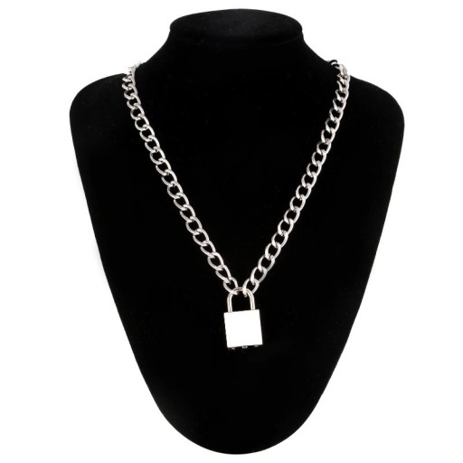 Collier pour femme avec de grands maillons
