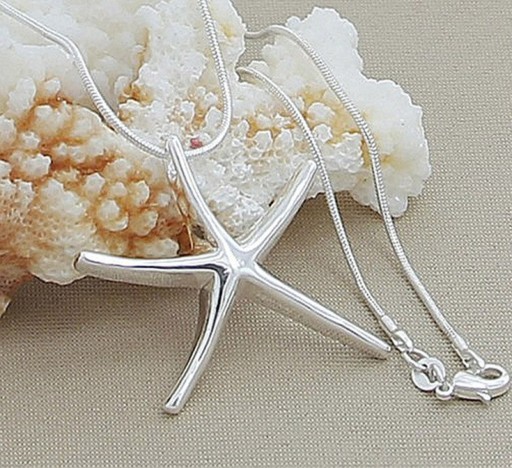 Collier pour femme avec étoile de mer