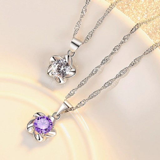 Collier pour femme avec fleur D423