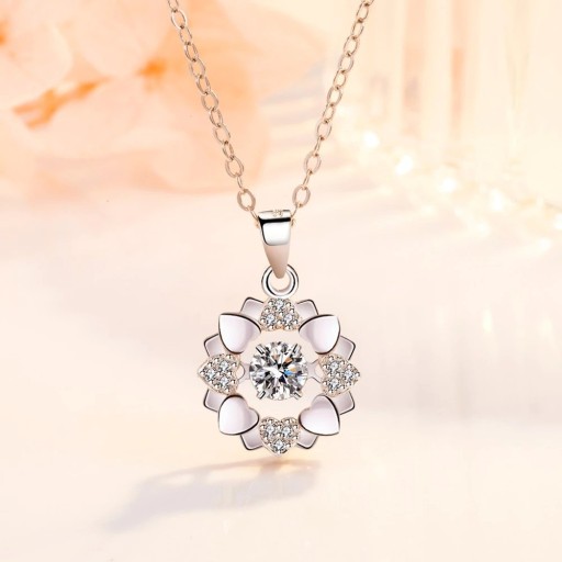 Collier pour femme avec fleur D519