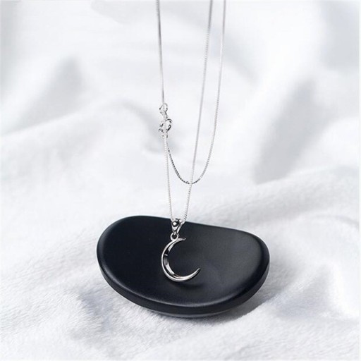 Collier pour femme avec lune M17