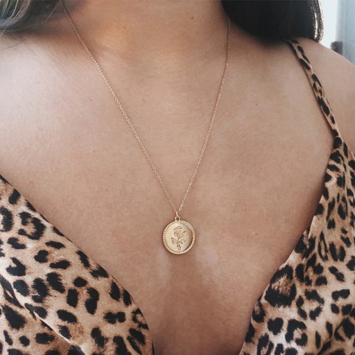 Collier pour femme avec rose G712
