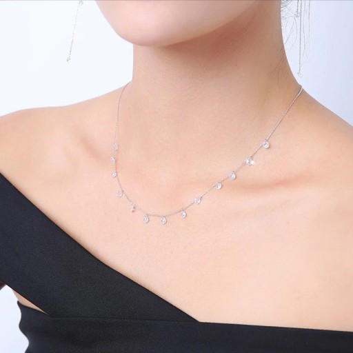 Collier pour femmes avec zircons D532