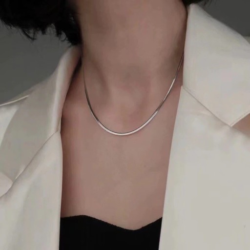 Collier pour femmes D119