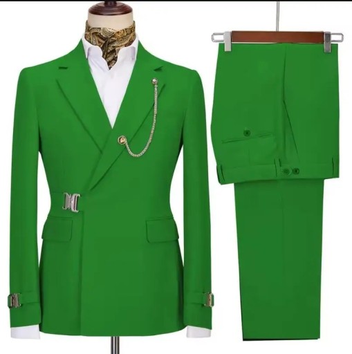 Conjunto de hombre de algodón, poliéster y viscosa Conjunto elegante de chaqueta y pantalones para hombre con cadena en el cuello Conjunto de un solo color con cierre de cinturón