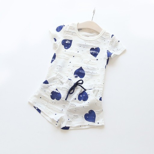 Conjunto de verão infantil com padrão - top e calções