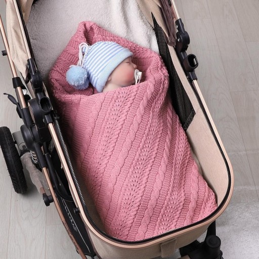 Couverture en tricot pour enfants E474