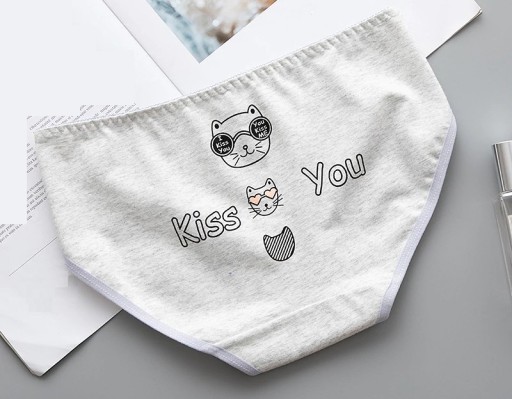 Cuecas com estampados adoráveis