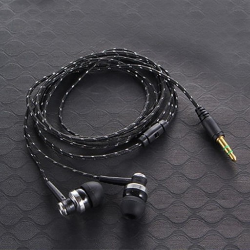 Cuffie in-ear con cavo intrecciato per ascoltare musica e video Connettore jack da 3,5 mm per telefono e computer Corpo lucido delle cuffie