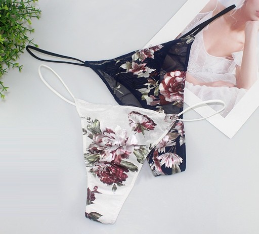 Culottes brésiliennes fleuries avec cordons