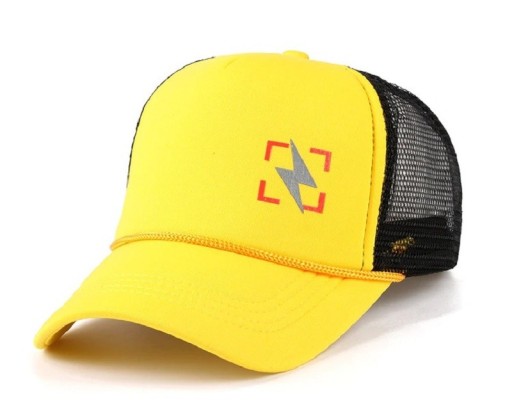 Czapka z daszkiem typu trucker z błyskawicą