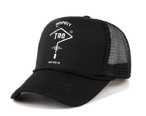 Czapka z daszkiem typu trucker z nadrukiem T102