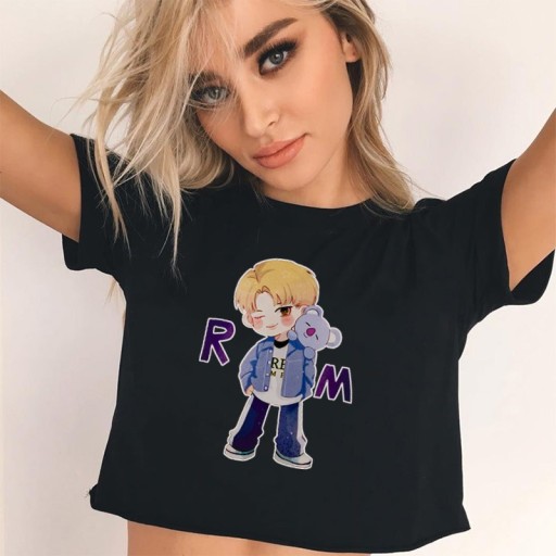 Czarny crop top damski z nadrukiem