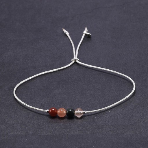 Damarmband med pärlor