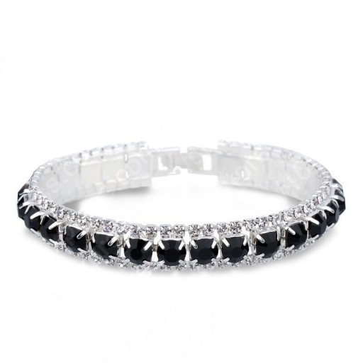 Damarmband med stenar