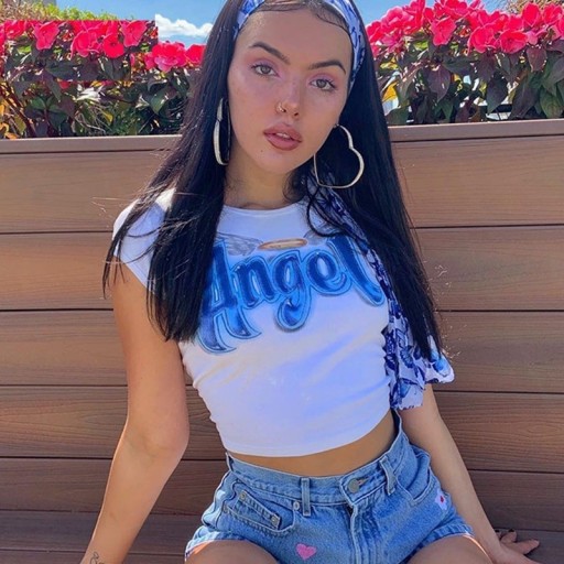 Dame crop top med en engelprint