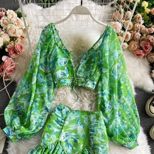 Dame crop top og nederdel med blomsterprint B1120