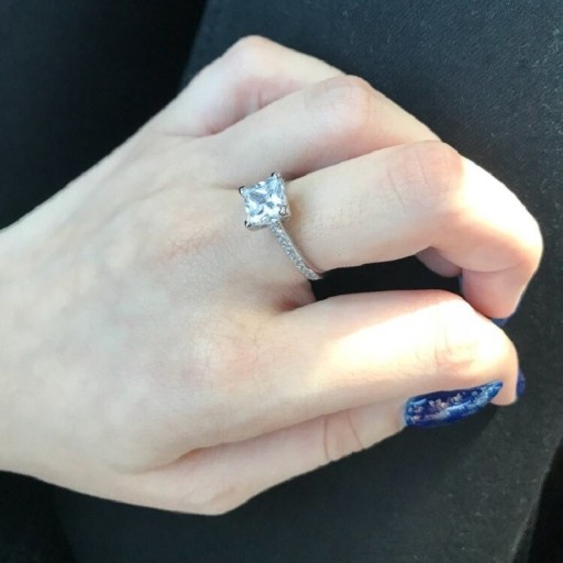 Dame ring D1219