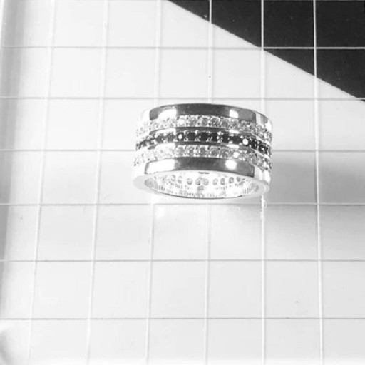 Dame ring D1337