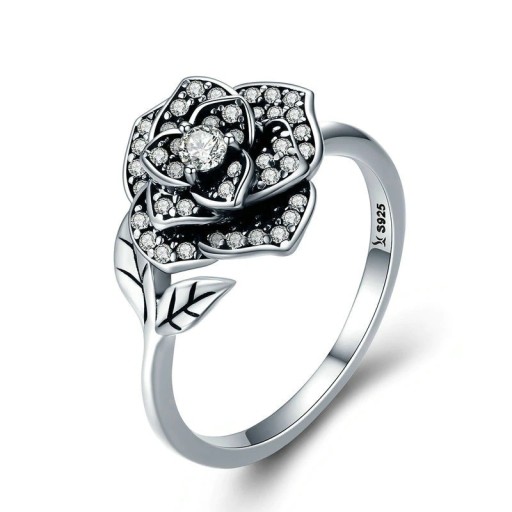 Dame ring med blomst D1874