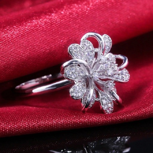 Dame ring med blomst D2886