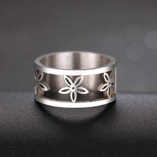 Dame ring med blomster D2942