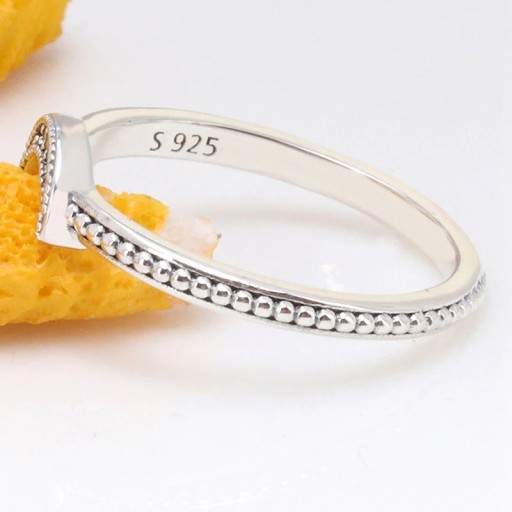 Dame ring med måne D2285
