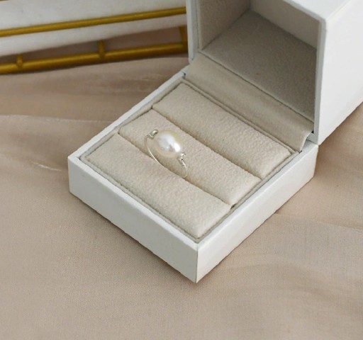 Dame ring med perle D2291