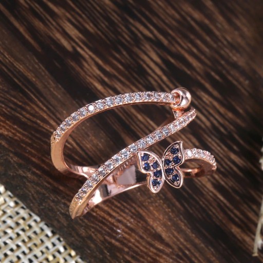 Dame ring med sommerfugl D2798