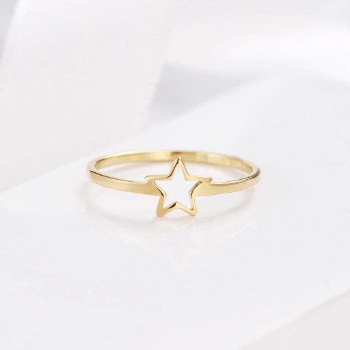 Dame ring med stjerne D2740