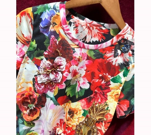 Dame T-shirt med blomster A795