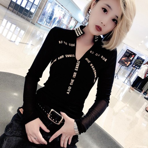 Dame T-shirt med dekoration, sort A1256