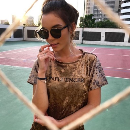 Dame-T-shirt med teksten INFLUENCER