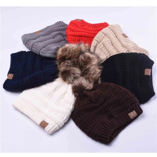 Dame vinterhue med pompon J2863