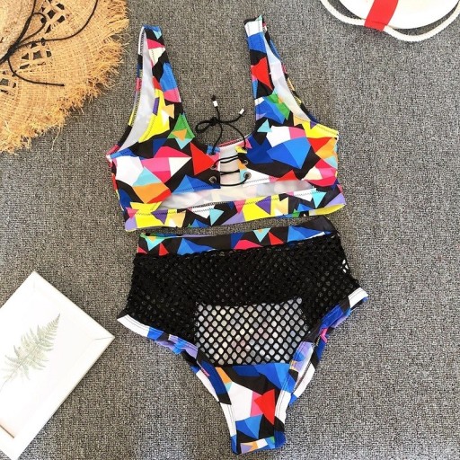 Damebikini med snøredetaljer P449
