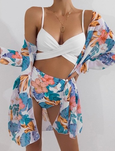 Damebikini og cover-up P1211