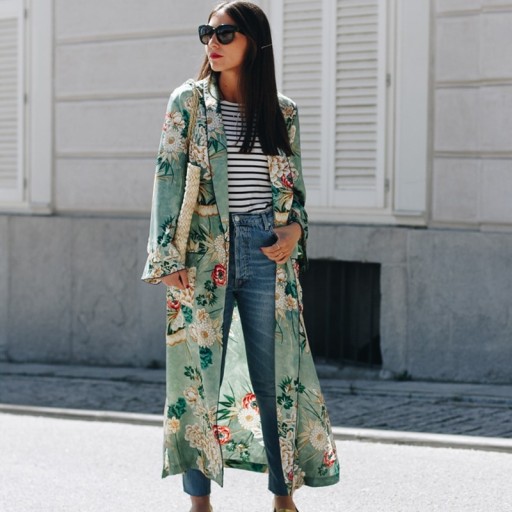 Damecardigan med blomsterprint