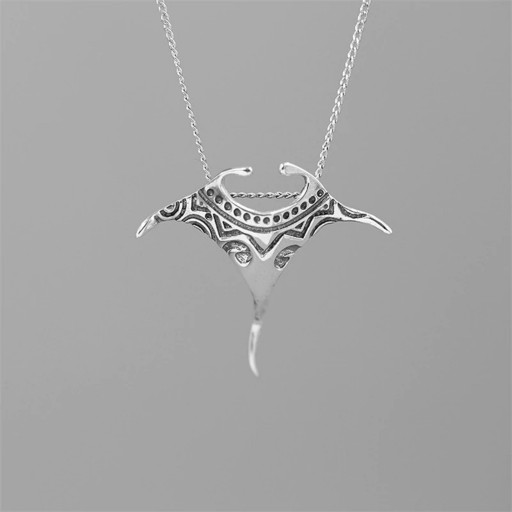 Damehalskæde med manta-rokker