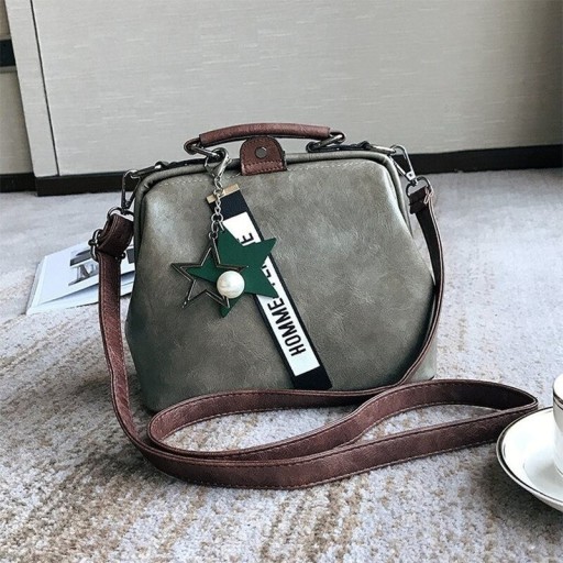 Damehåndtaske i læder M936 Damehåndtaske i læder M936