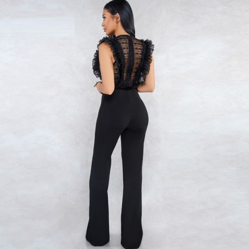 Damejumpsuit med blonder og flæser