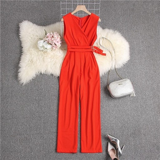 Damejumpsuit med stropper