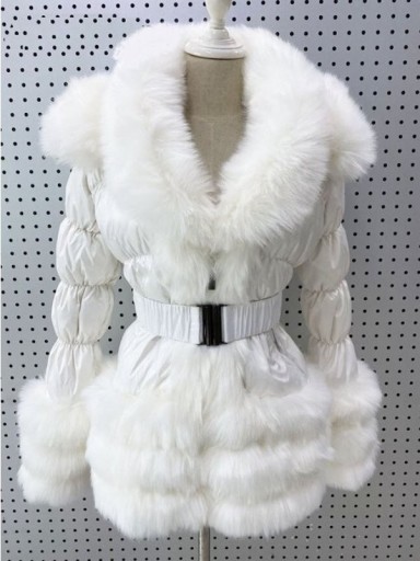 Damen-Daunenjacke mit Fell