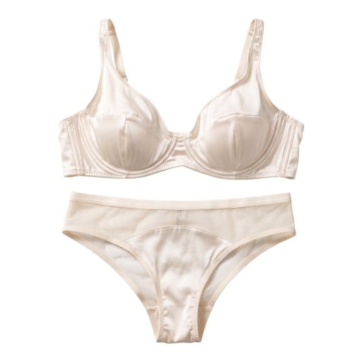 Damen Set Unterwäsche mit glänzendem Satin-Look, BH mit Bügeln und Nähten an den Cups und Slips mit Netz-Seiten