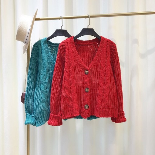 Damen-Strickpullover mit Knöpfen G209