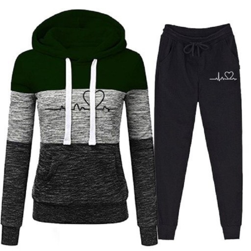 Damen-Sweatshirt und Jogginghose B887