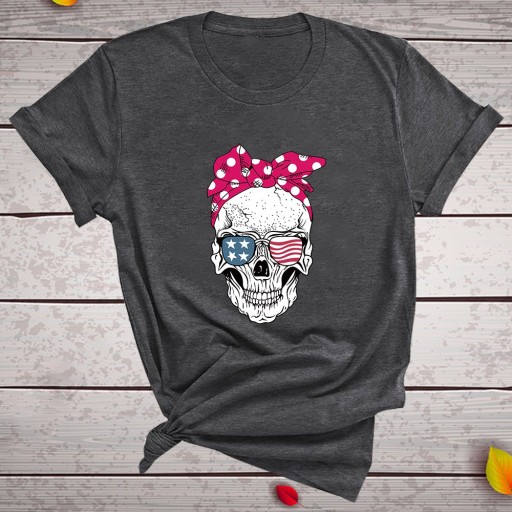 Damen-T-Shirt mit Totenkopf B74