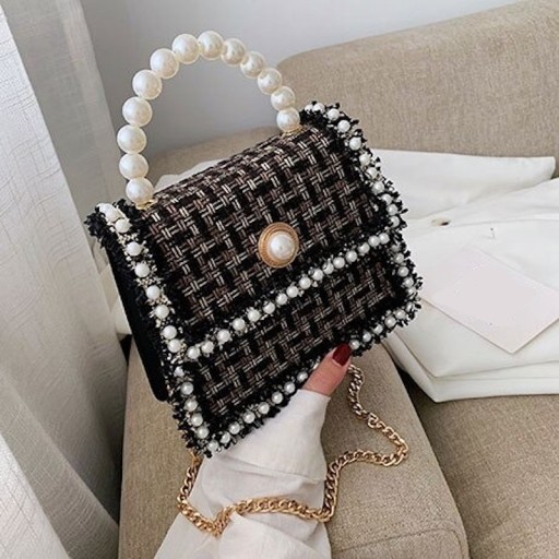 Damenhandtasche mit Perlen